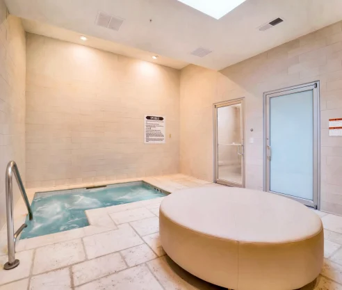 Highland_Jacuzzi